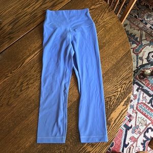 Lululemon Allign 21 in Leggings